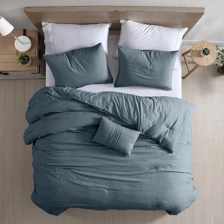 Modern Threads Modern Threads - Beck Comforter Set - Down Alternative Brushed Microfiber - Elegant All Season Bedspread Set - includes Comforter, Shams, & Decorative Pillow
