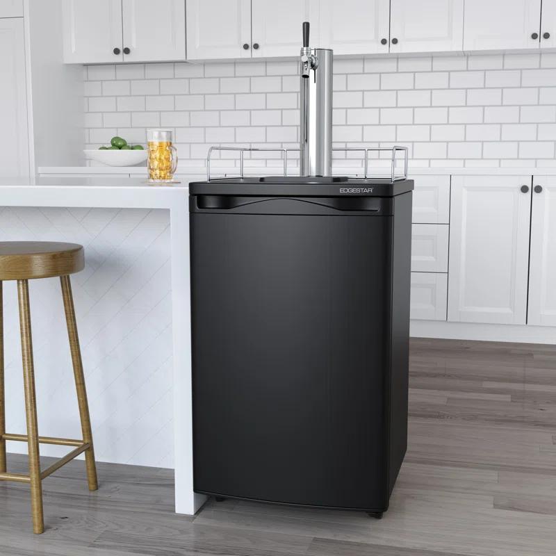 EdgeStar EdgeStar 4.9 Cubic Feet Single Tap Freestanding Kegerator with Adjustable Temperature