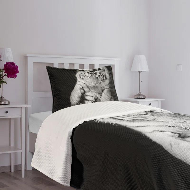 Ambesonne Ambesonne Tiger Bedspread Set Large Cat Plays in Water Black Pale Grey