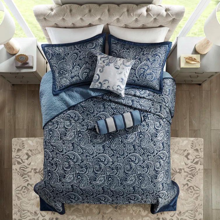 Madison Park Aubrey 5 Piece Jacquard Bedspread Set with Throw Pillows