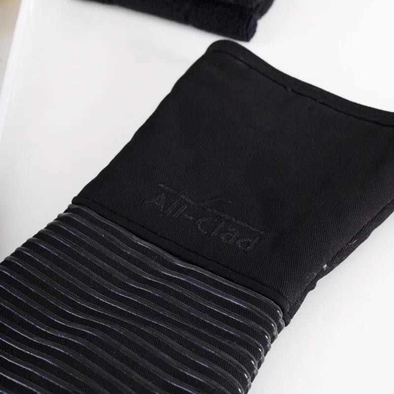 All-Clad Oven Mitt