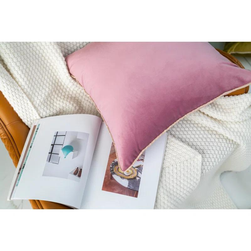 Gouchee Home Reversible Throw Pillow (Set of 2)