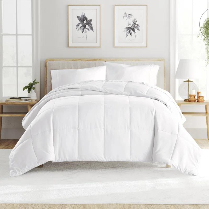 Becky Cameron Becky Cameron Lightweight All Season Down Alternative Comforter