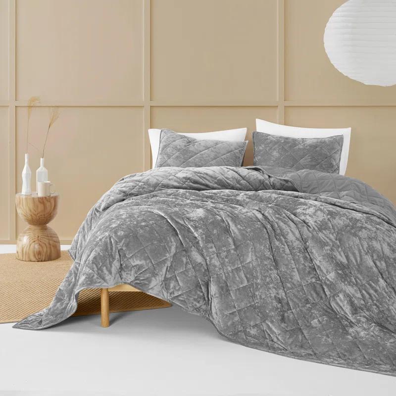 Wonderful Textile Wonderful Velvet & Flannel Quilt Set, Diamond Quilting Lightweight Comforter with Pillow Shams, Holiday Gift