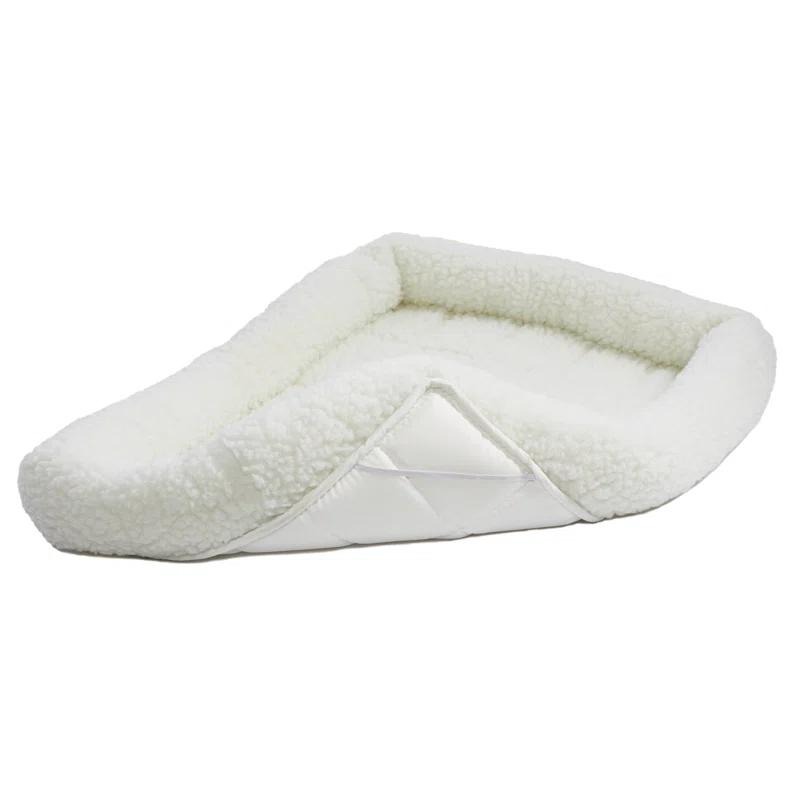 Midwest Homes For Pets MidWest Homes for Pets Quiet Time Fleece Pet Bed