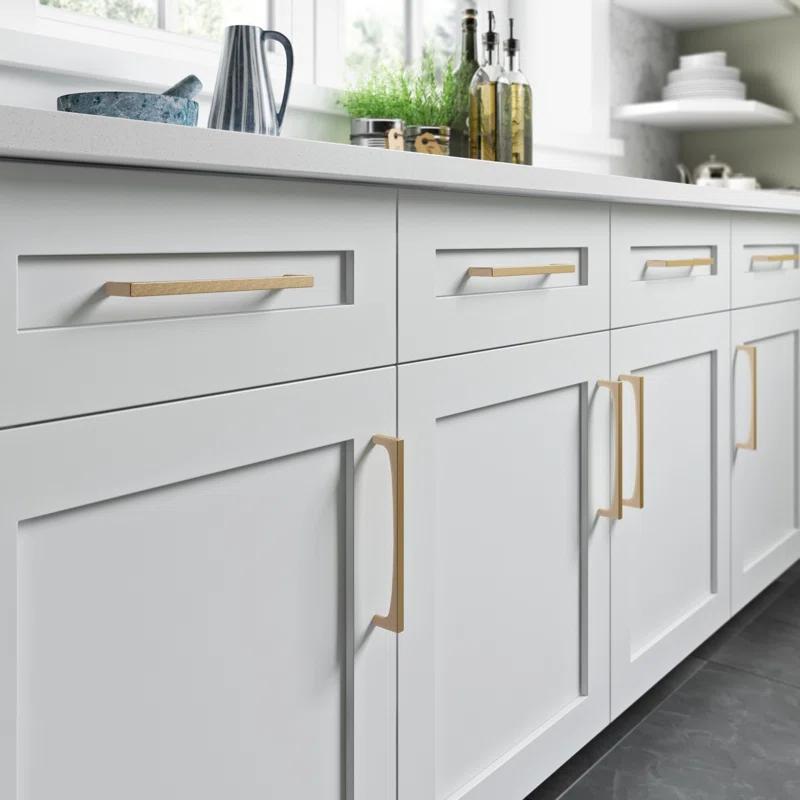 Top Knobs Riverside Bar pull