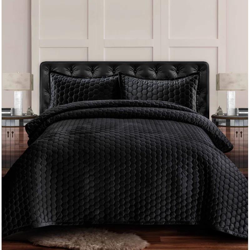 Tribeca Living Lugano Velvet Quilt Set