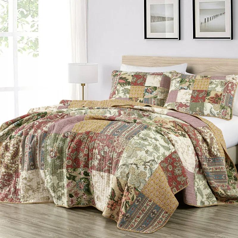 Chezmoi Collection Beige/Red Cotton Reversible Quilt Set