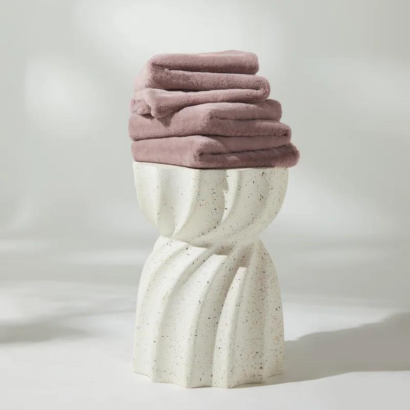 Allisandro Allisandro Double-Sided Soft and Luxurious Faux Fur Throw Blanket