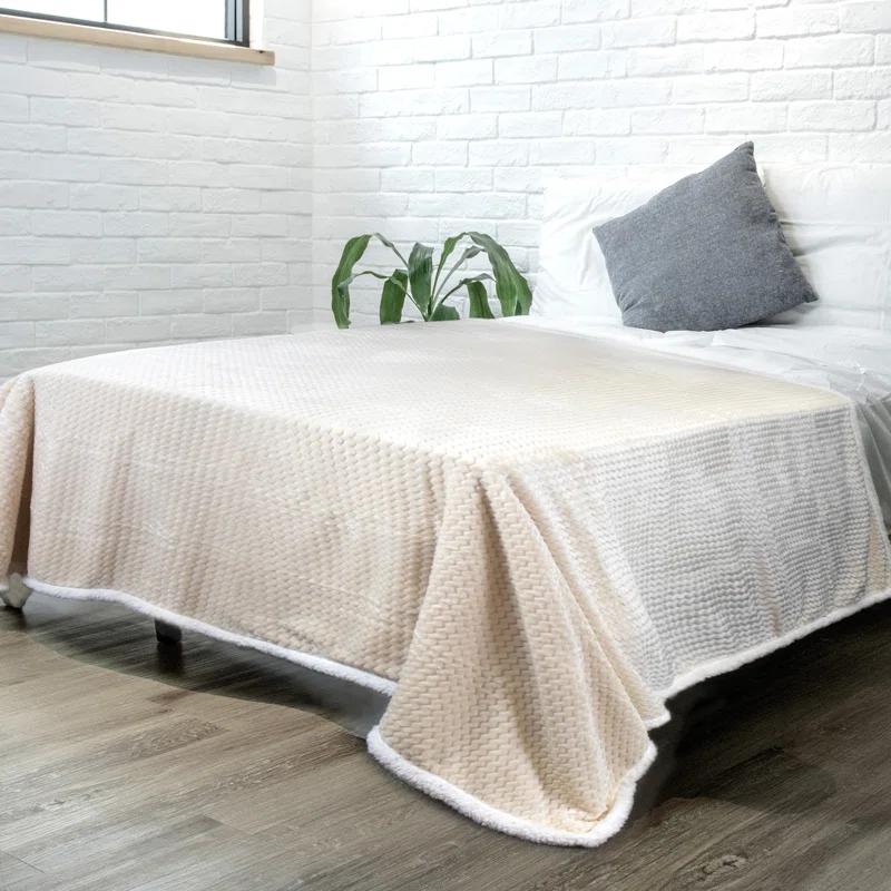 Pavilia Hand Woven Throw Blanket