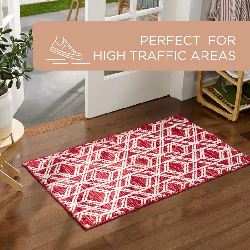 Town & Country Living TOWN & COUNTRY EVERYDAY Walker Modern Diamond Everwash Non-Slip Backing Kitchen Mat