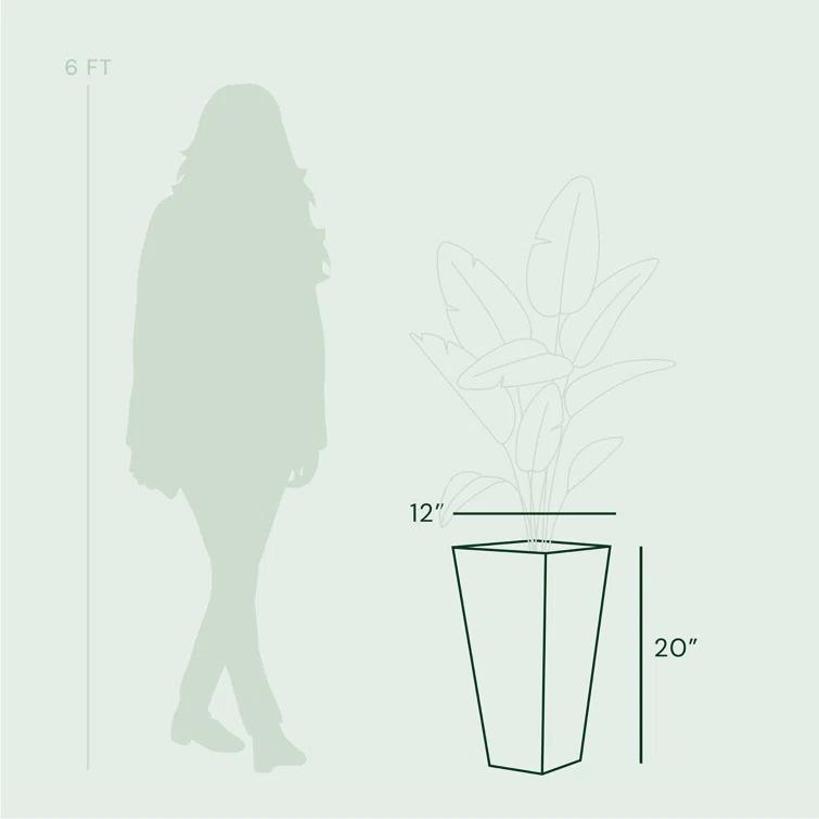 Bloem Finley Modern 20-in Recycled Plastic Indoor/Outdoor Square Vertical Planter