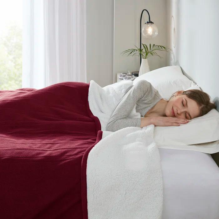 Serta Serta Fleece to Sherpa Heated Blanket