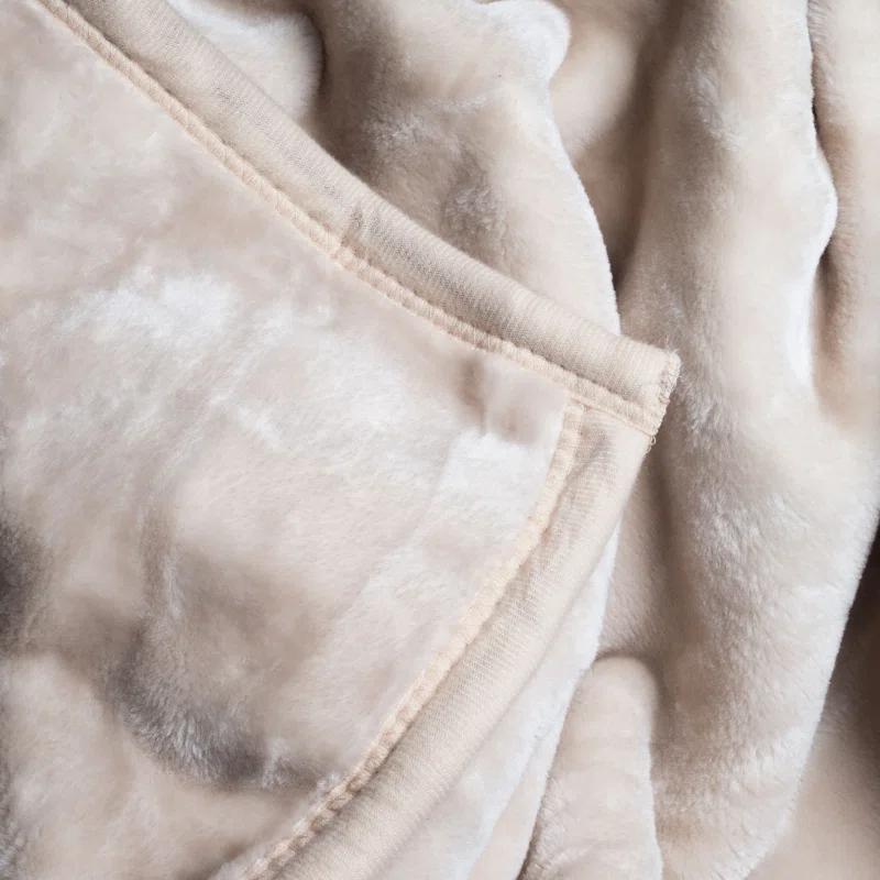 Lavish Home Faux Fur Throw Blanket – Oversized 91x81 Machine-Washable Bedding – Mink-Style 7.8lbs Heavy Blanket for Bed or Sofa by Lavish Home