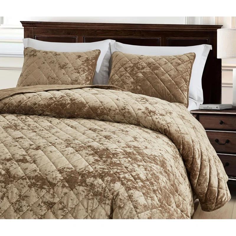 Velvet Quilt Set
