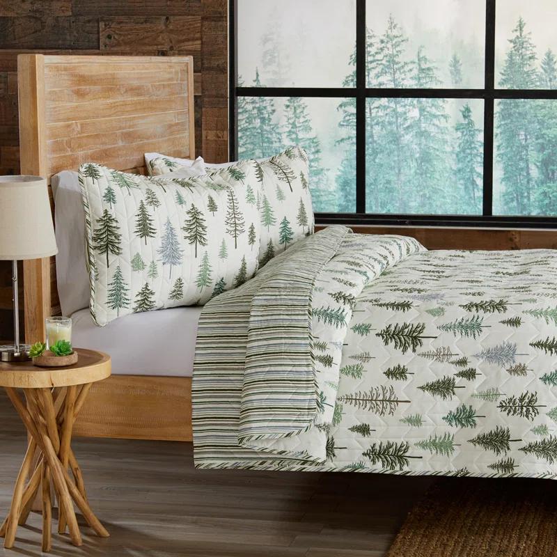 FreshFolds Green Forest Reversible Lodge Quilt Set with Shams