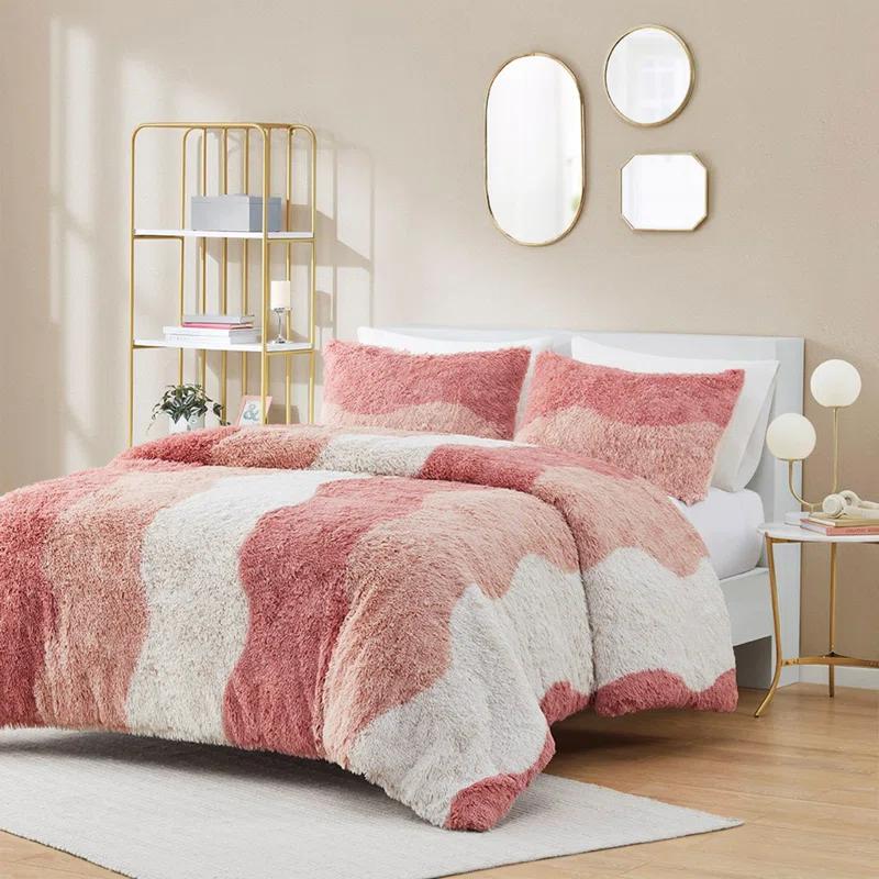 Intelligent Design Ombre Shaggy Faux Fur Comforter Set