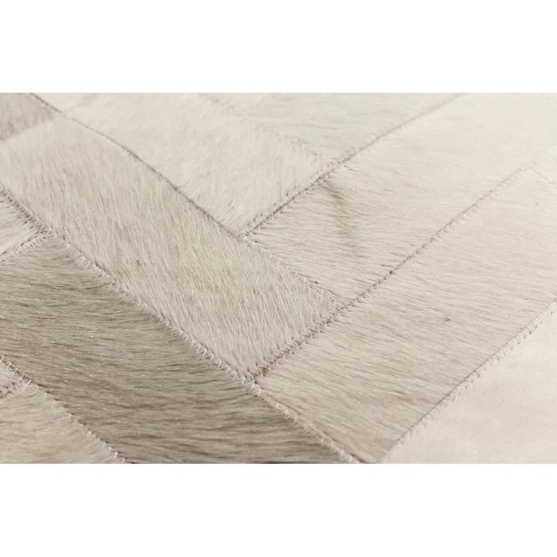 Darya Home Cowhide Chevron Indoor Rug