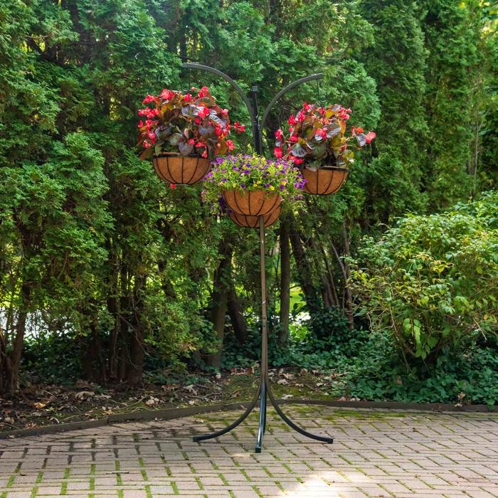 Red Barrel Studio® Bowersock Metal Weather Resistant Plant Stand