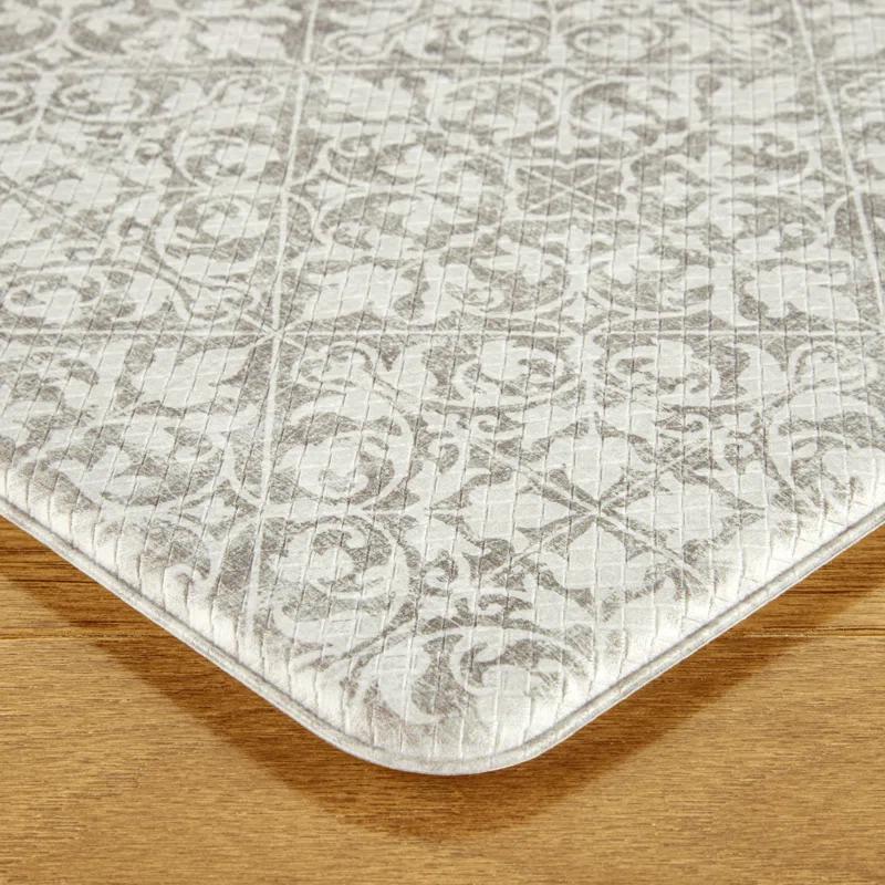 Town & Country Living TOWN & COUNTRY BASICS Comfort Plus Non-Slip Backing Vintage Medallion Tile Anti Fatigue Comfort Mat