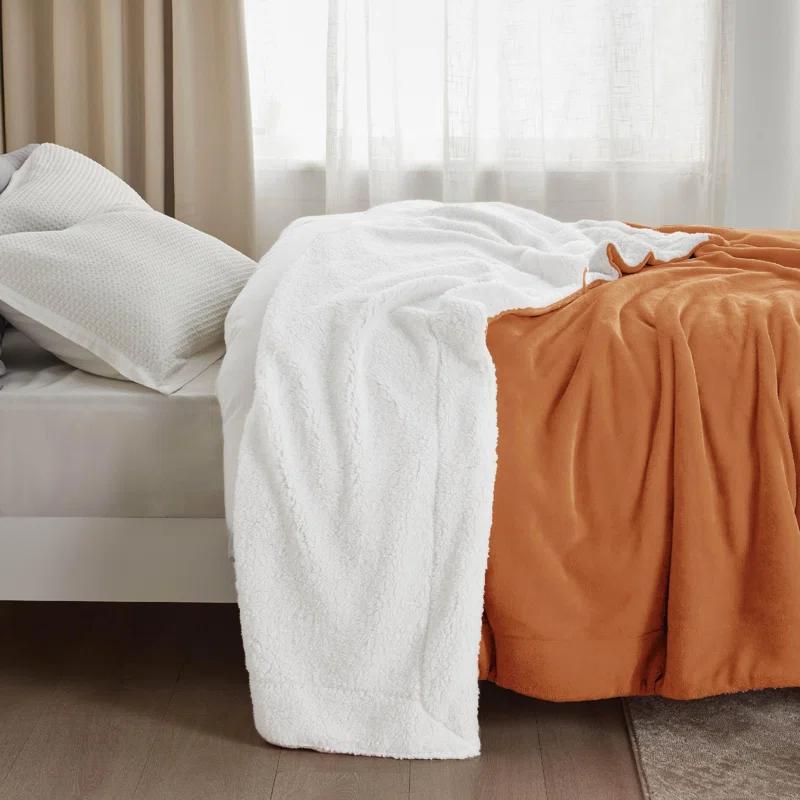Bedsure Bedsure Sherpa Fleece Blankets For Bed - Thick And Warm Blanket For Winter, Soft Fuzzy Plush Blanket For All Seasons
