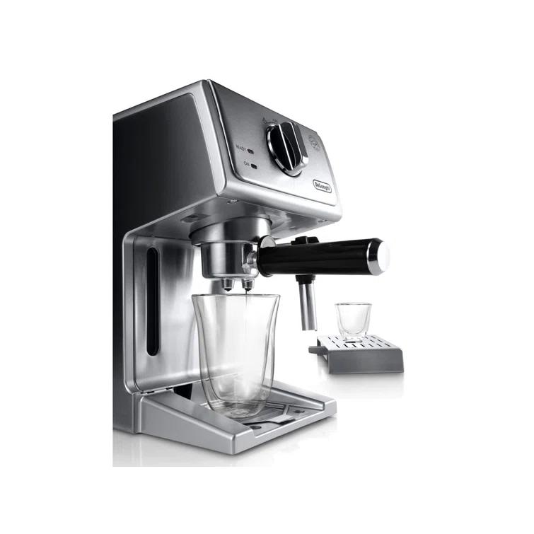 De'Longhi ® Stainless Steel Pump Espresso Maker