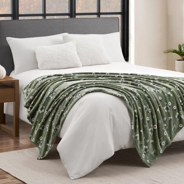Lucky Brand Lucky Brand Daisy Blankets