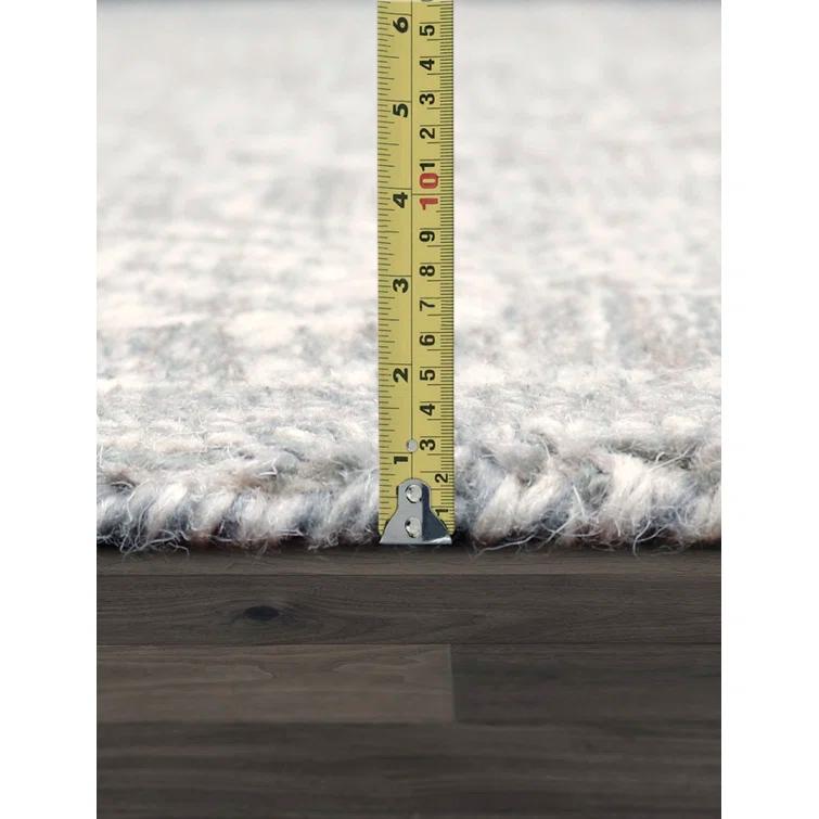 Pasargad Modern Oriental Handmade Tufted Area Rug in Silver/Ivory