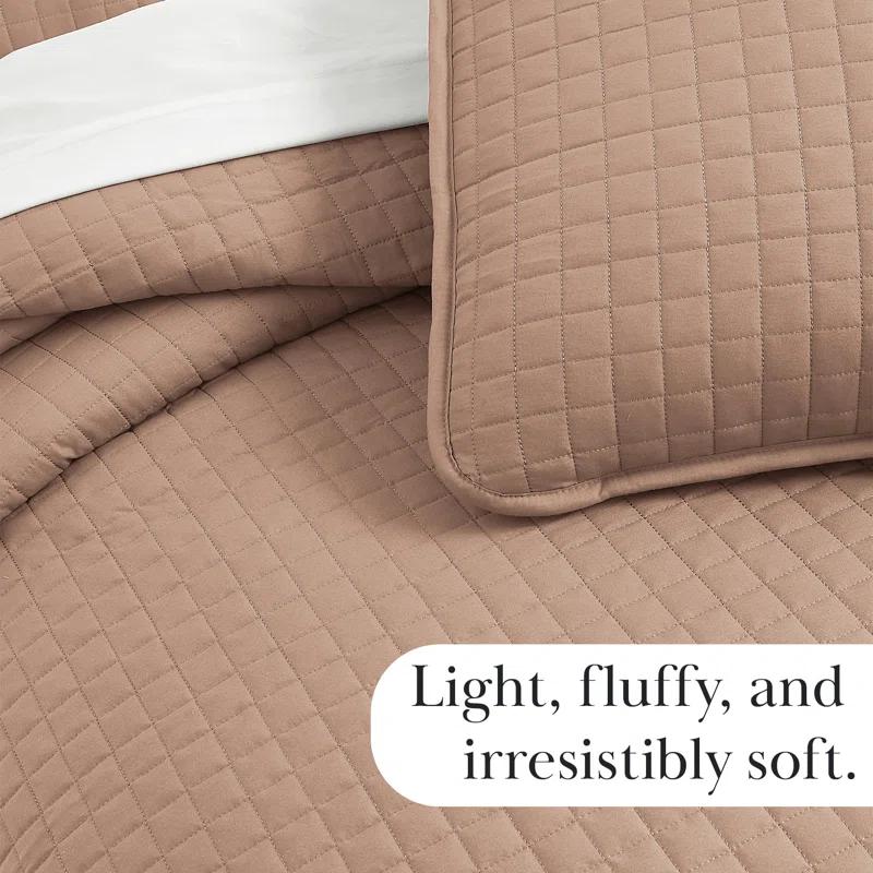 SouthShore Fine Linens Vilano Springs ® Oversized, light-weight Hotel Quality Quilt Set with matching shams