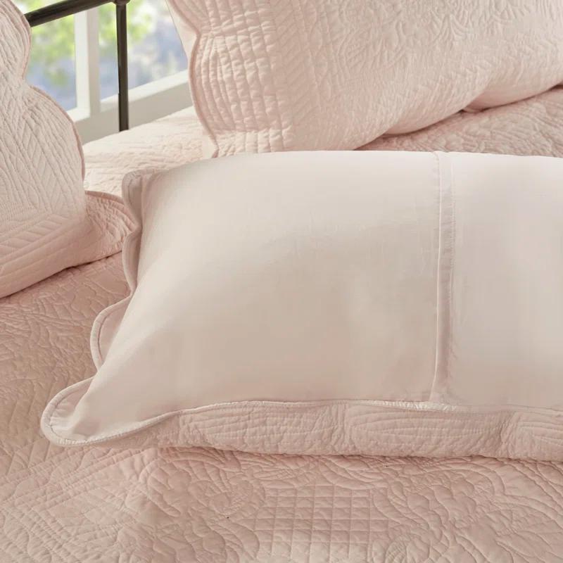 Madison Park Tuscany Scalloped Edge Quilt Set