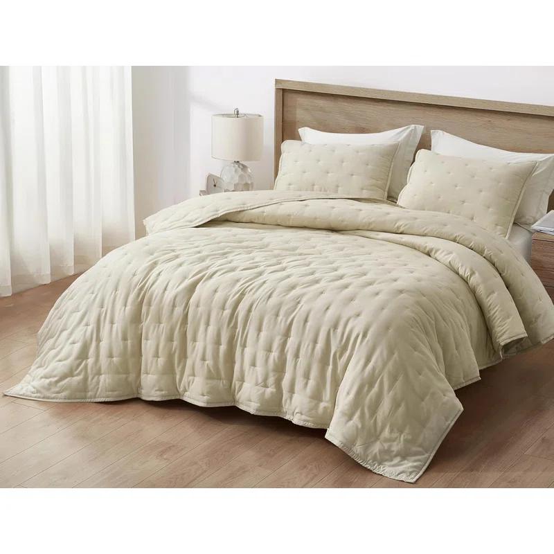 Chezmoi Collection Glen Lightweight Cooling Rayon Derived from Bamboo Blended Crescent Quilt Set