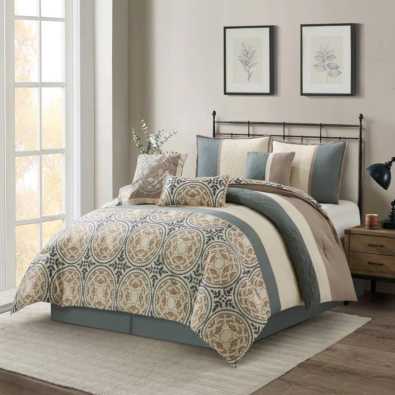 Nanshing America, Inc Camila Comforter Set
