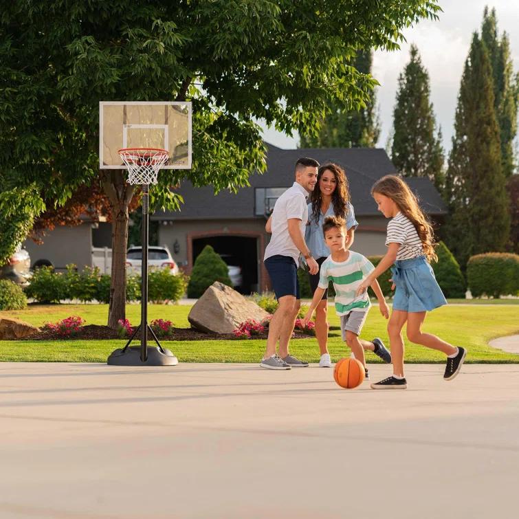 Lifetime Lifetime Height Adjustable Portable Basketball Hoop (30" Polycarbonate Backboard)