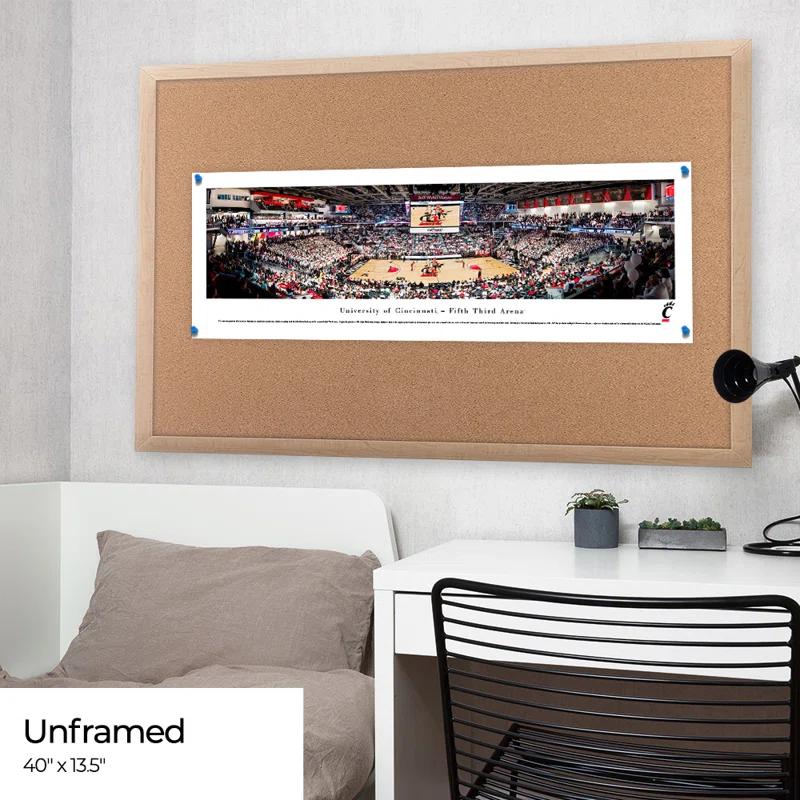 Blakeway Worldwide Panoramas, Inc NCAA Cincinnati Bearcats Basketball Panoramic Print