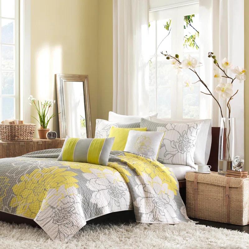 Madison Park Lola Floral 6 Piece Reversible Cotton Quilt Set