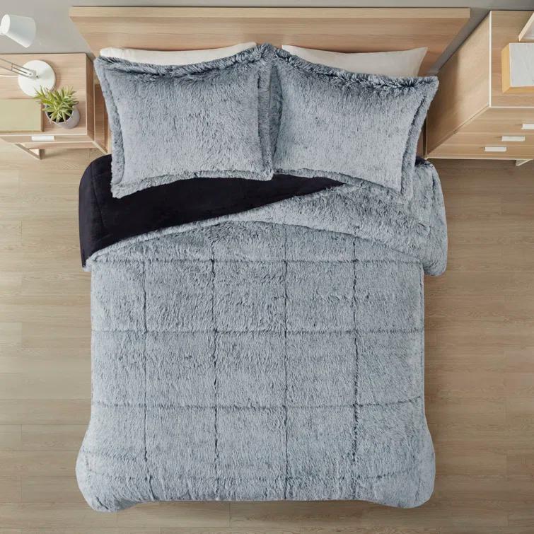 Intelligent Design Malea Shaggy Faux Fur Comforter Mini Set