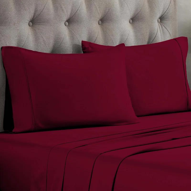 Superior Egyptian Cotton 300 Thread Count Solid Pillowcases (Set of 2)