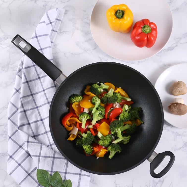 Aroma AROMA 12.5-Inch Ultimate Wok 5Qt. Nonstick Cast Aluminum Cookware, Thermal Base for Consistent Heating