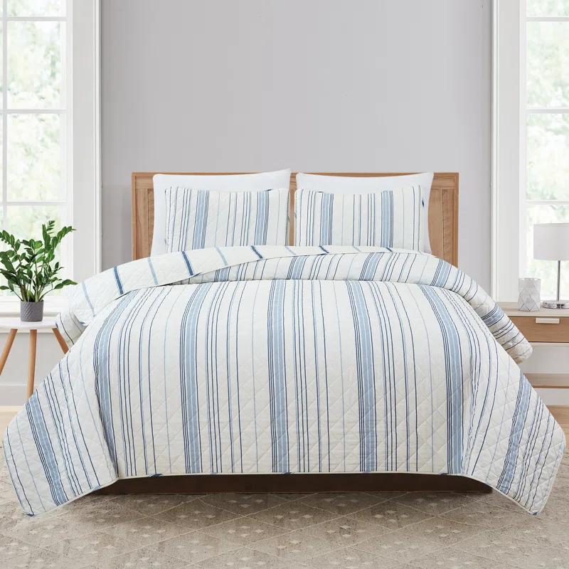 Market & Place Sofia No Striped Quilt Set