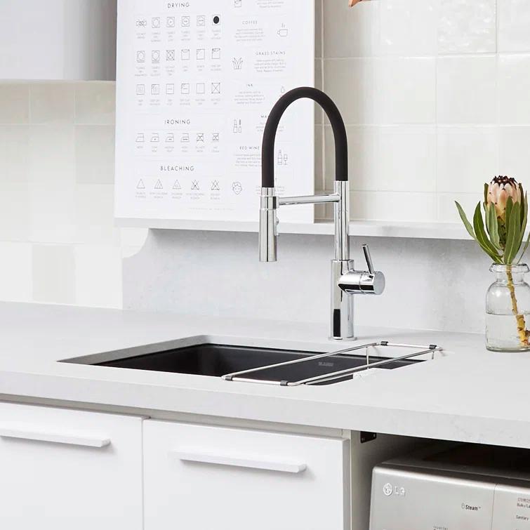 Blanco Catris Flexo Semi-Pro Pull-Down Dual-Spray Kitchen Faucet 402447