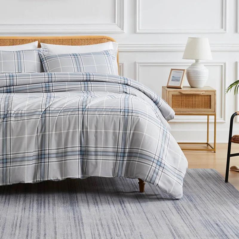 SouthShore Fine Linens Vilano Plaid Oversized Microfiber Duvet Cover Set by Southshore Fine linens