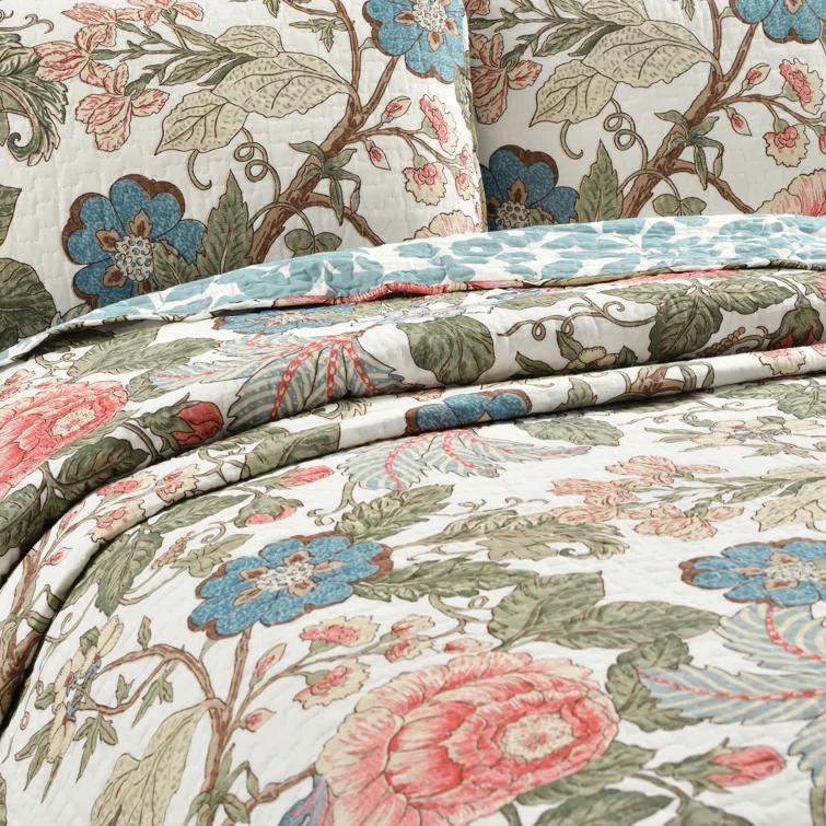 Lush Decor Granborough Cotton Reversible Traditional 3 Piece Quilt Set
