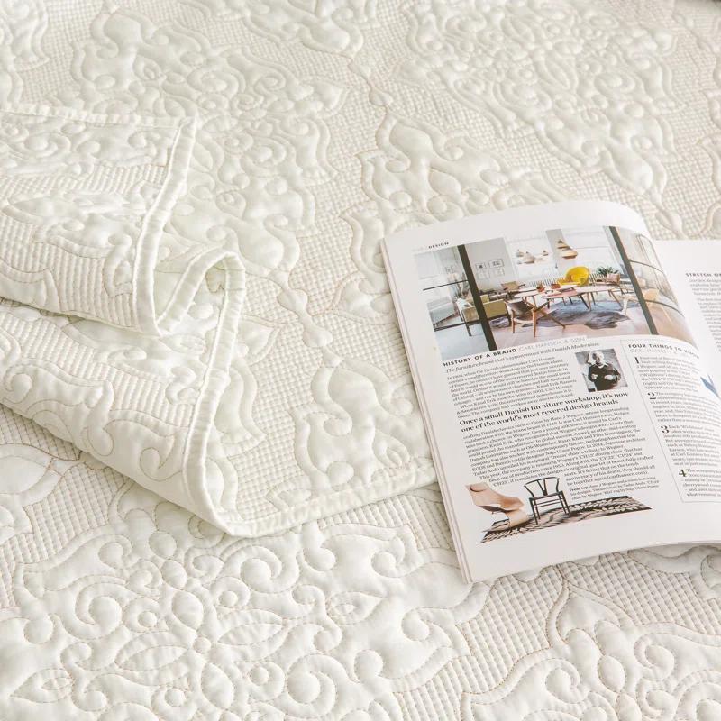 Wonderful Textile Satin Quilt Set Cooling 5-Piece Bedding Set