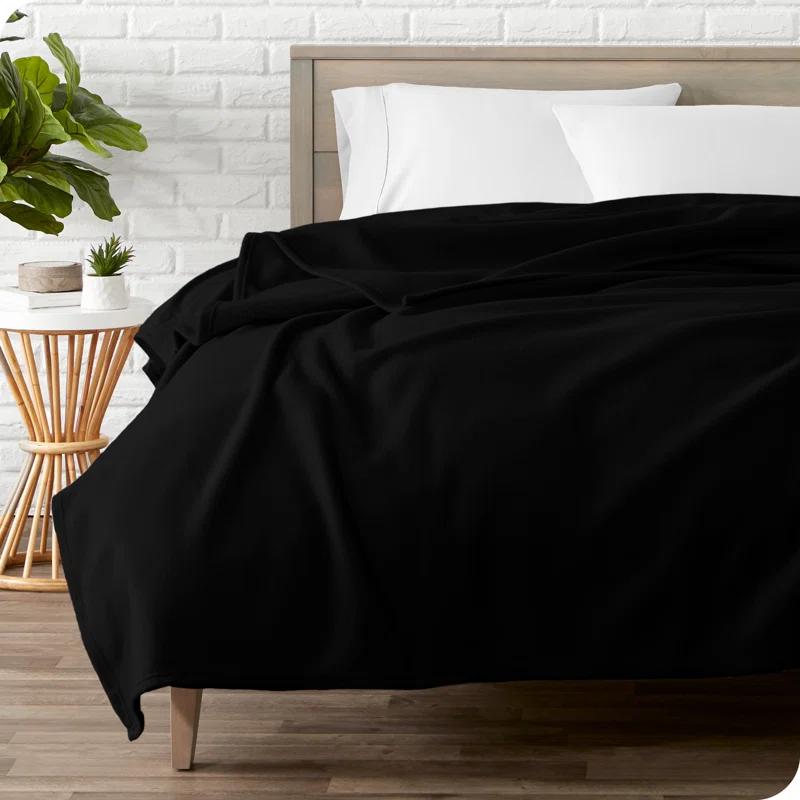Lightweight Polar Fleece Blanket