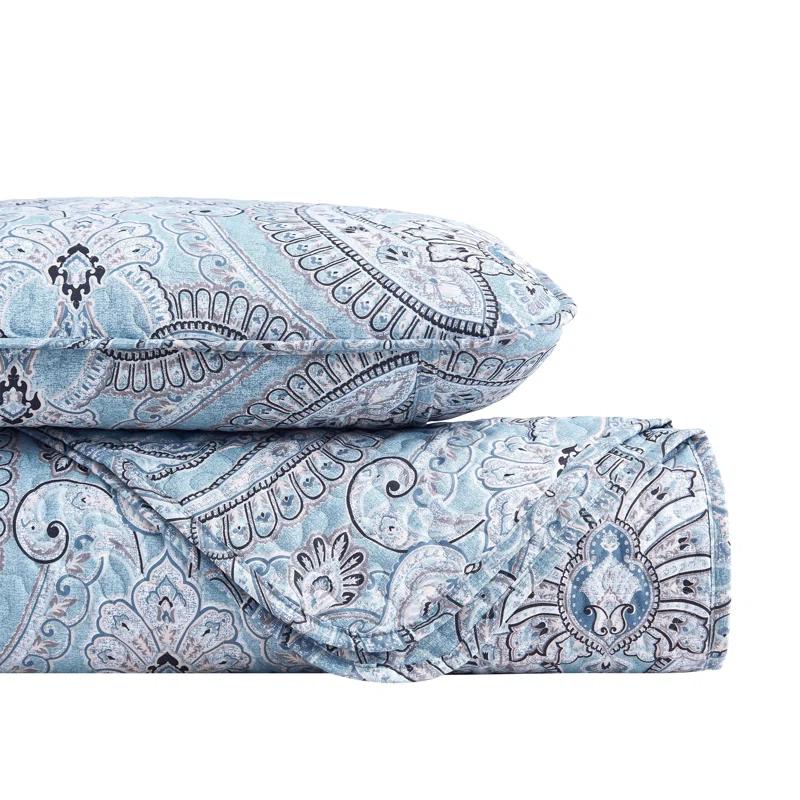 SouthShore Fine Linens Pure Melody Oversized Light-weight Paisley Quilt Set with matching shams