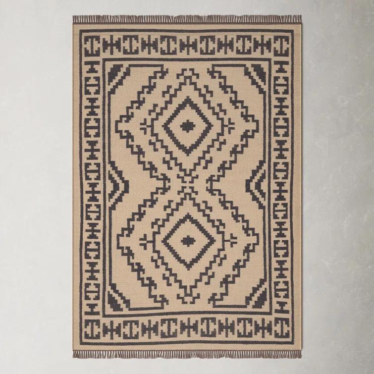Louie Southwestern Handmade Flatweave Jute Light Beige/Black Area Rug