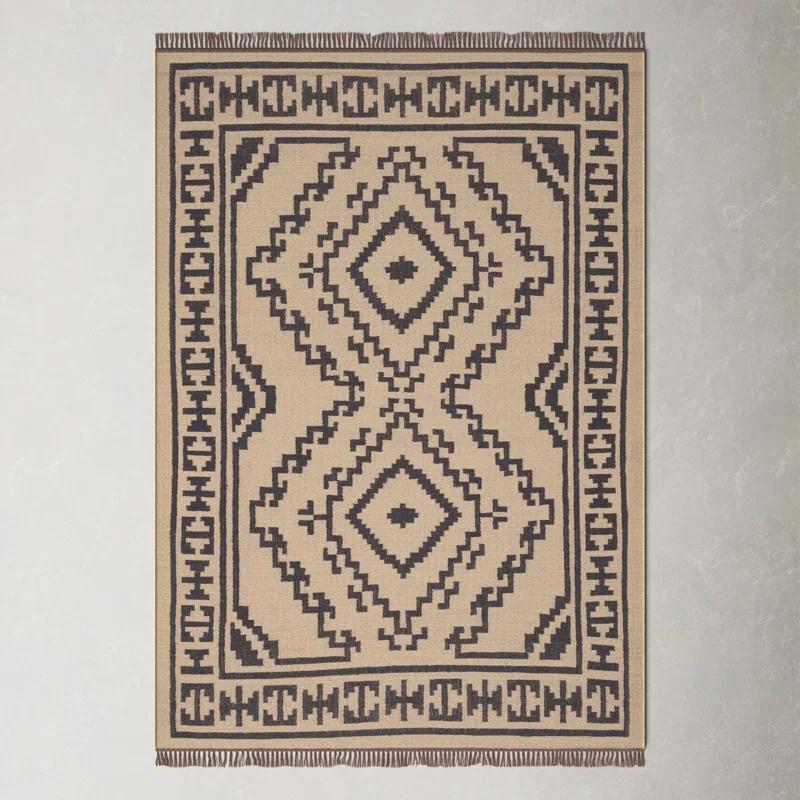 Louie Southwestern Handmade Flatweave Jute Light Beige/Black Area Rug