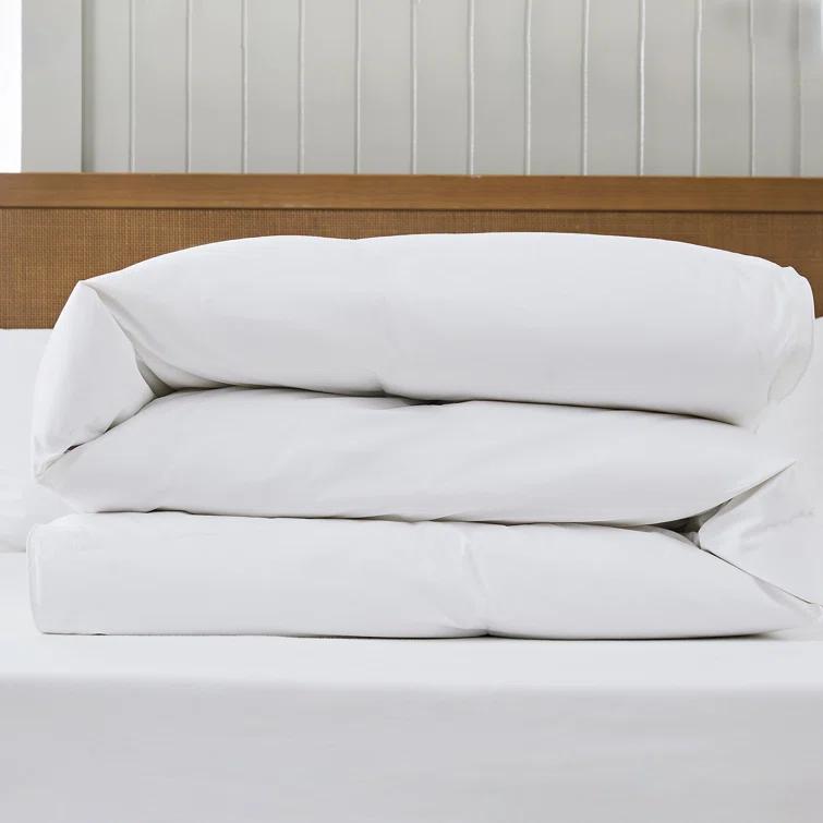 Eddie Bauer Eddie Bauer All-Season 600 Fill Power Oversized White Down Comforter - 400 TC