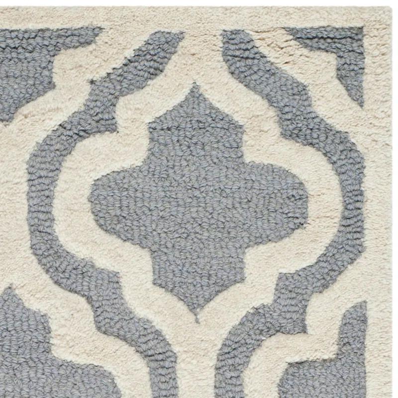 Safavieh Cambridge Hand Tufted Wool Geometric Rug