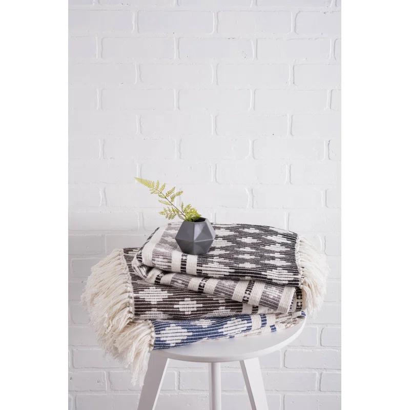Design Imports Dll Hand Woven Throw Blanket